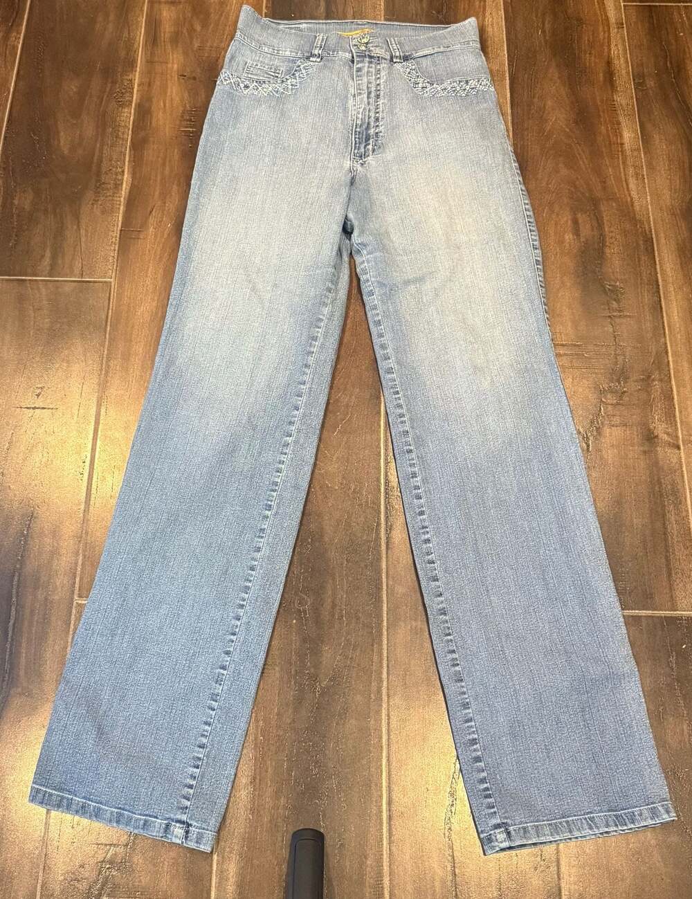 Tampa Women's Light Wash Embroidered Detail High-Rise Straight Leg Jeans